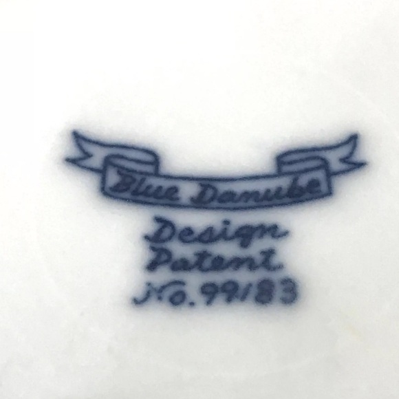 Blue Danube Japan Blue Onion (4) Saucers ORIGINAL Fine China Scalloped Edges - Picture 5 of 5